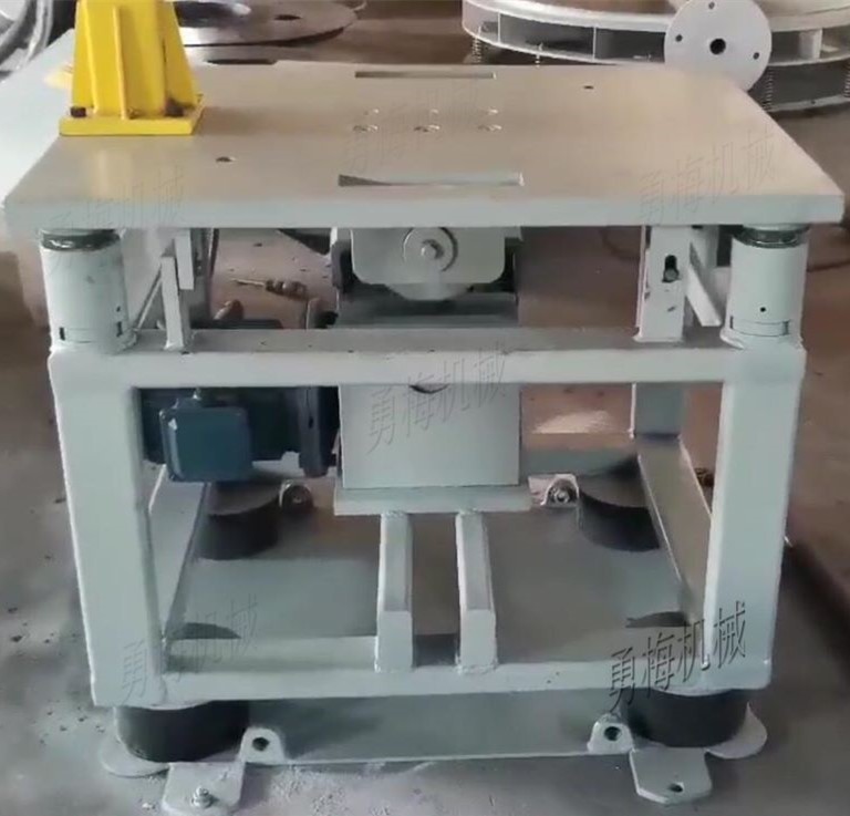 凸輪垂直振動(dòng)平臺(tái)